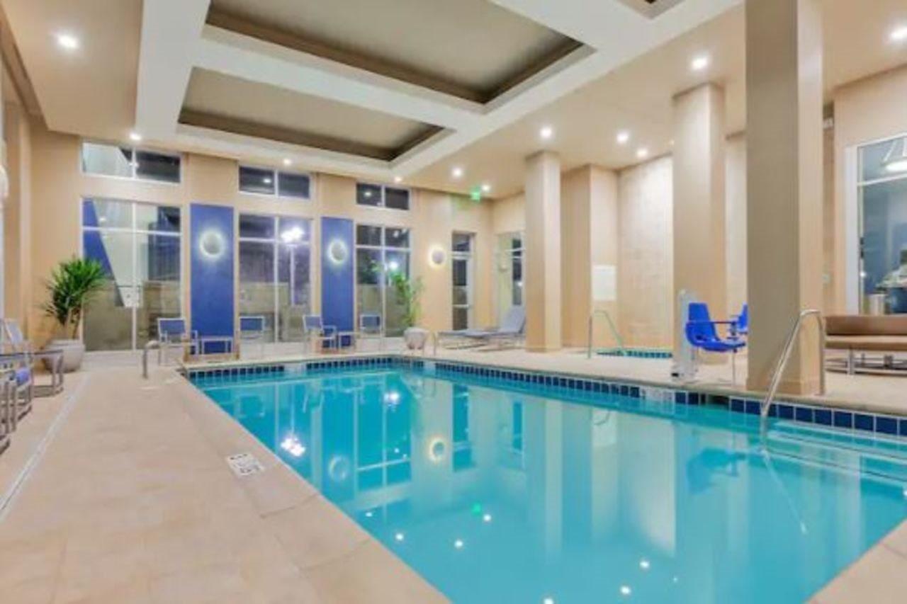 Hampton Inn & Suites Owensboro Downtown Waterfront מראה חיצוני תמונה
