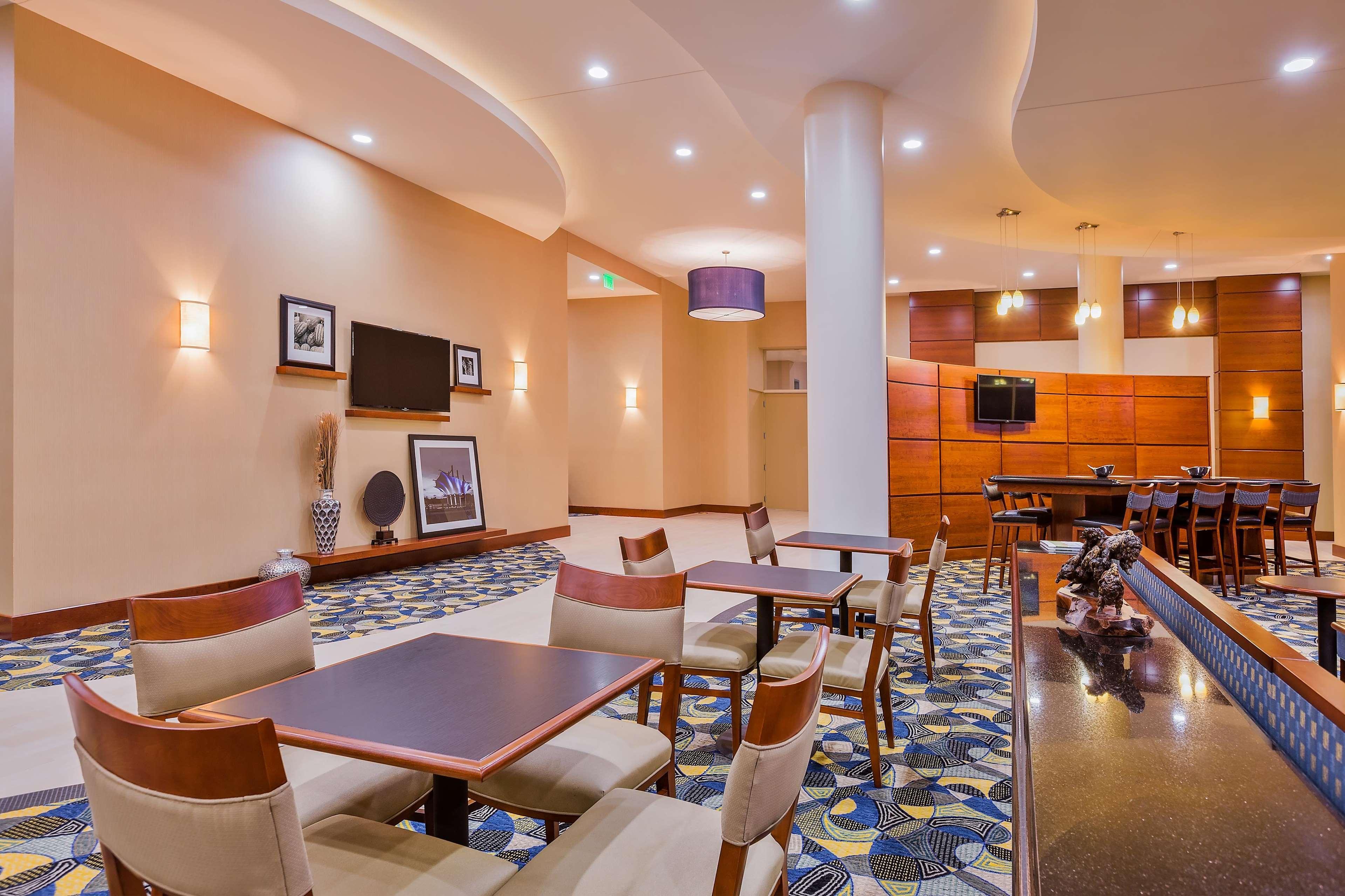 Hampton Inn & Suites Owensboro Downtown Waterfront מראה חיצוני תמונה