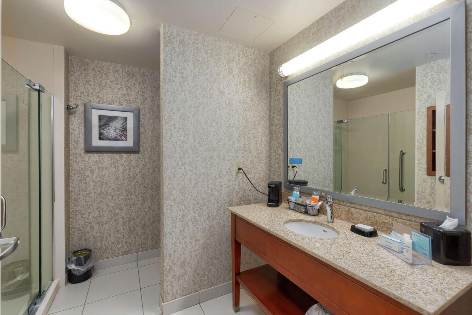 Hampton Inn & Suites Owensboro Downtown Waterfront מראה חיצוני תמונה